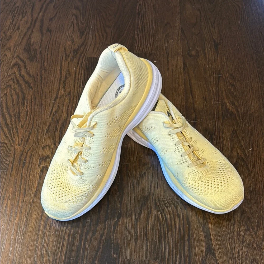 APL Light Yellow Knit Lace-Up Women’s Sneakers